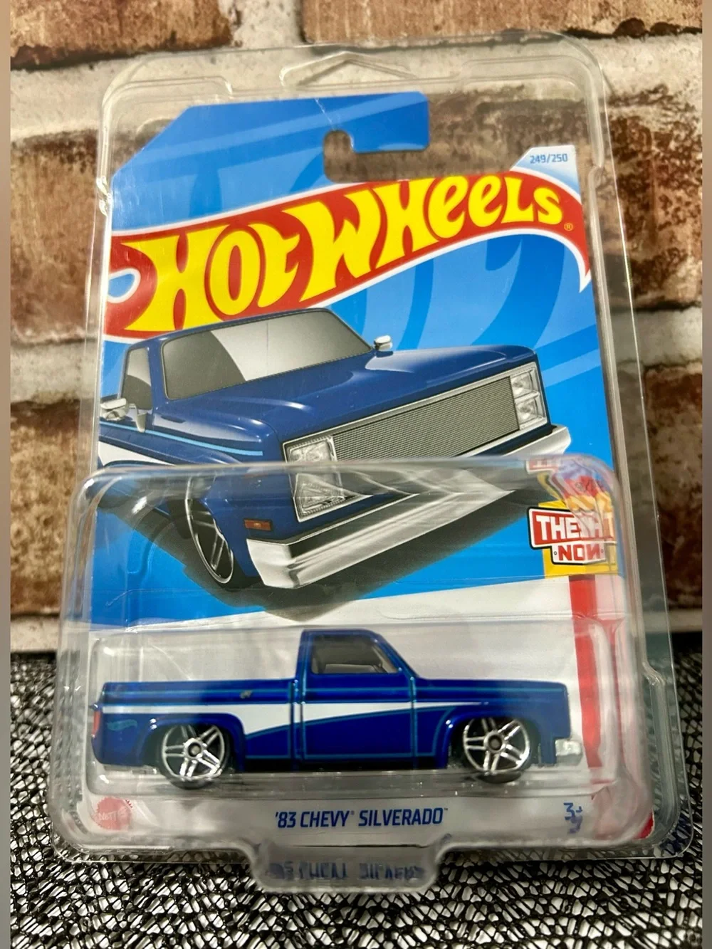 Hot Wheels 83 Chevy Silverado